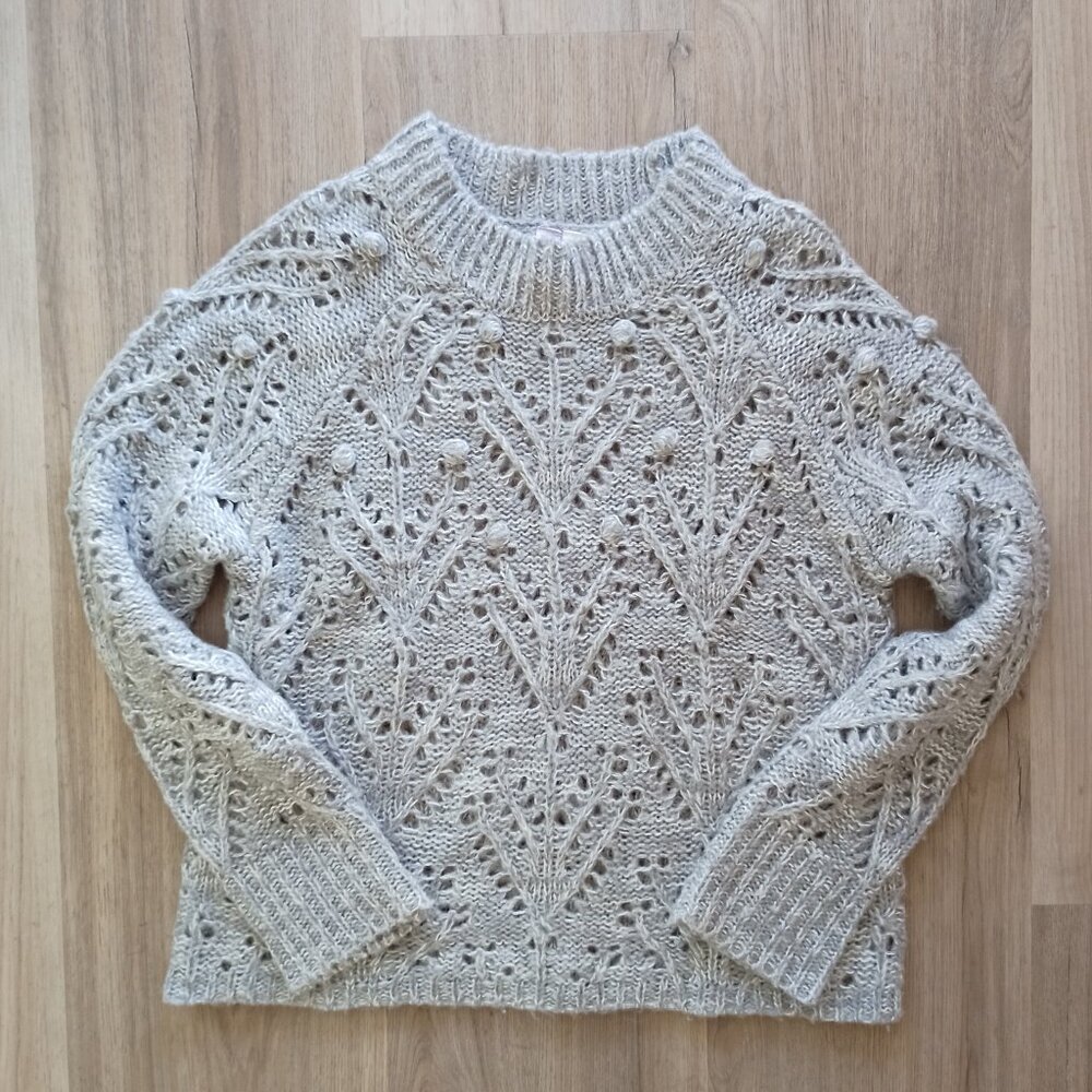 Alya crochet sweater sz M